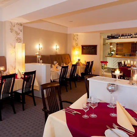 Hotel Rosenflora 2*